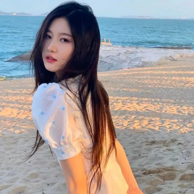 谁杀了她