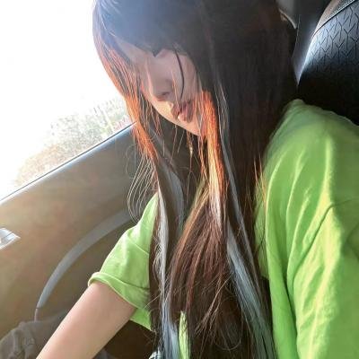 哈啰,我叫朵莉丝